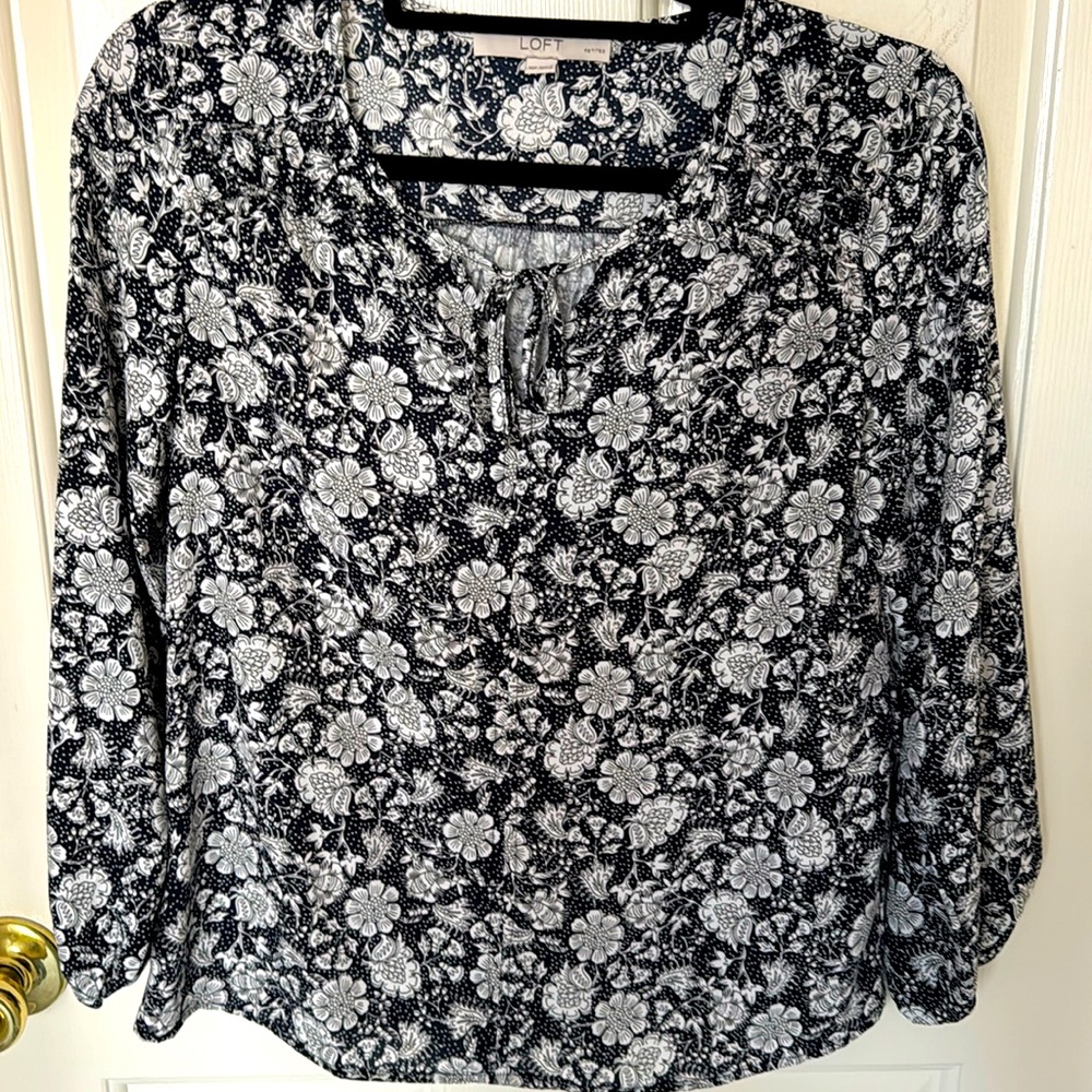Loft floral tie neck blouse great for spring